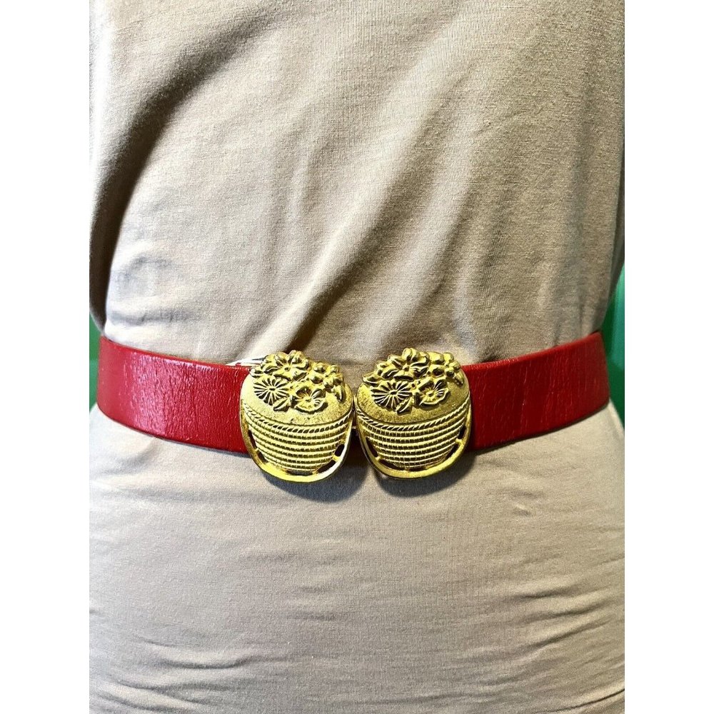 Vintage Paquette Gold Double Flower Basket Belt Buckle on Red Belt